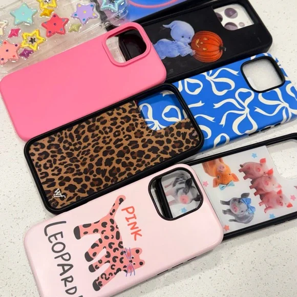 Assorted Colorful Phone Cases - Picture 2 of 10
